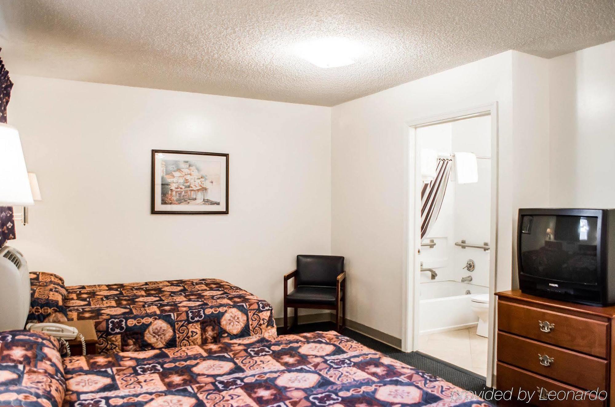 Tampa Bay Extended Stay Hotel Largo Exterior photo